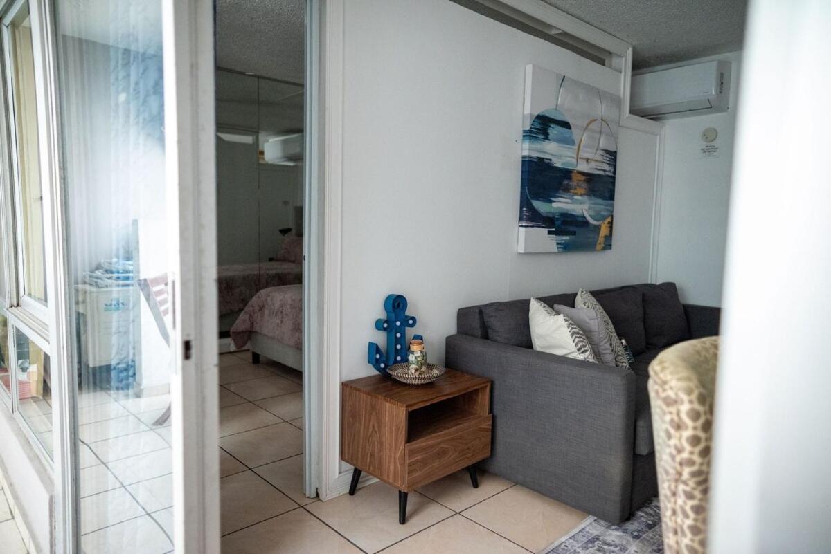 Steps From Foxwoods- Beachfront Retreat With Pools San Juan Esterno foto